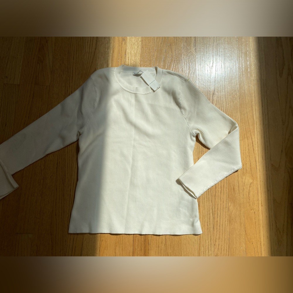 Abercrombie and Fitch Long Sleeve Cream Colored Long Sleeve